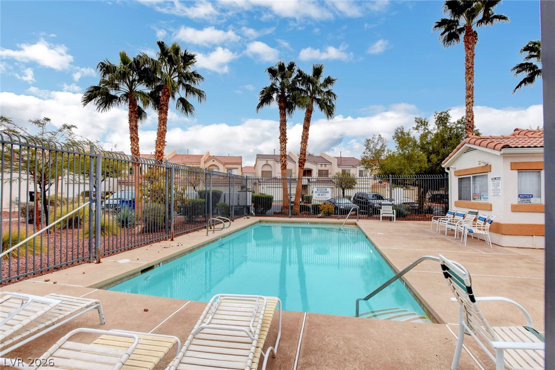 3290 Dragon Fly Street
