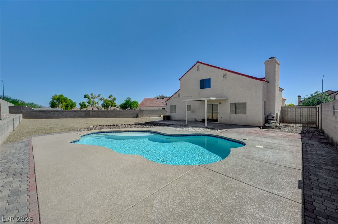 540 HERITAGE CLIFF Avenue