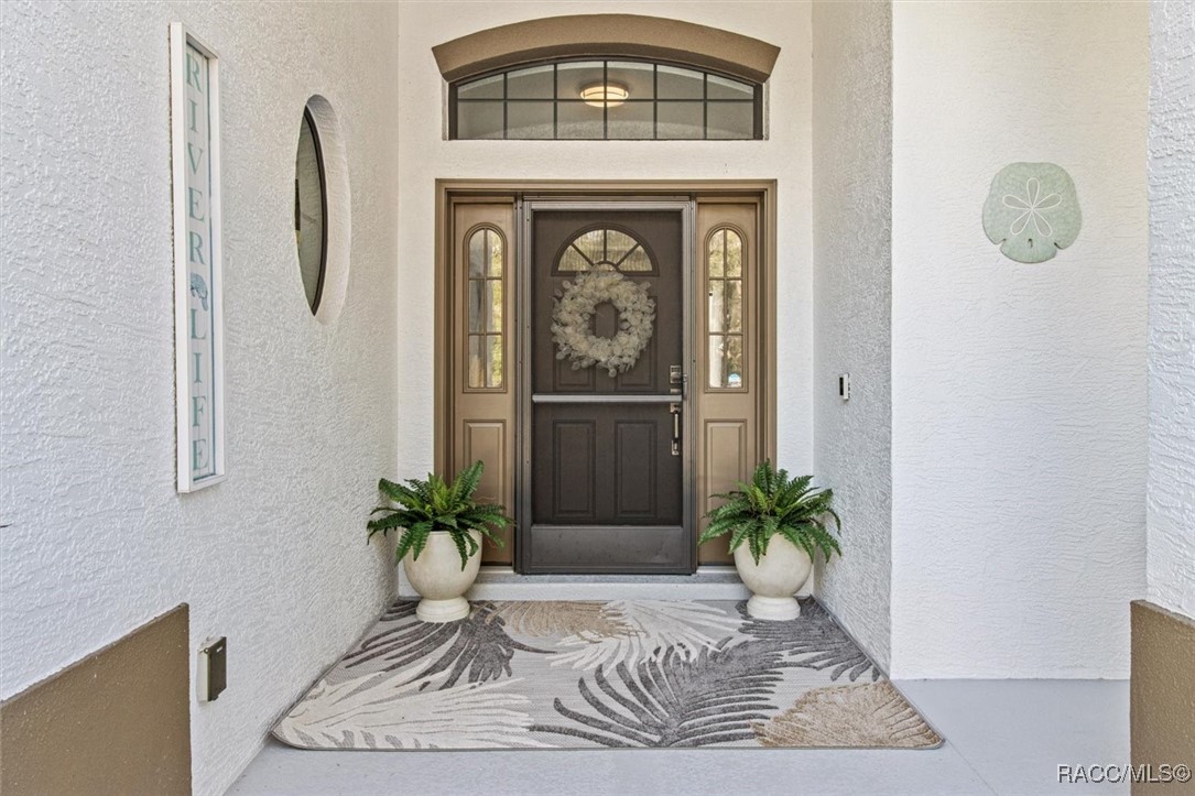 1055 N Crescent Drive