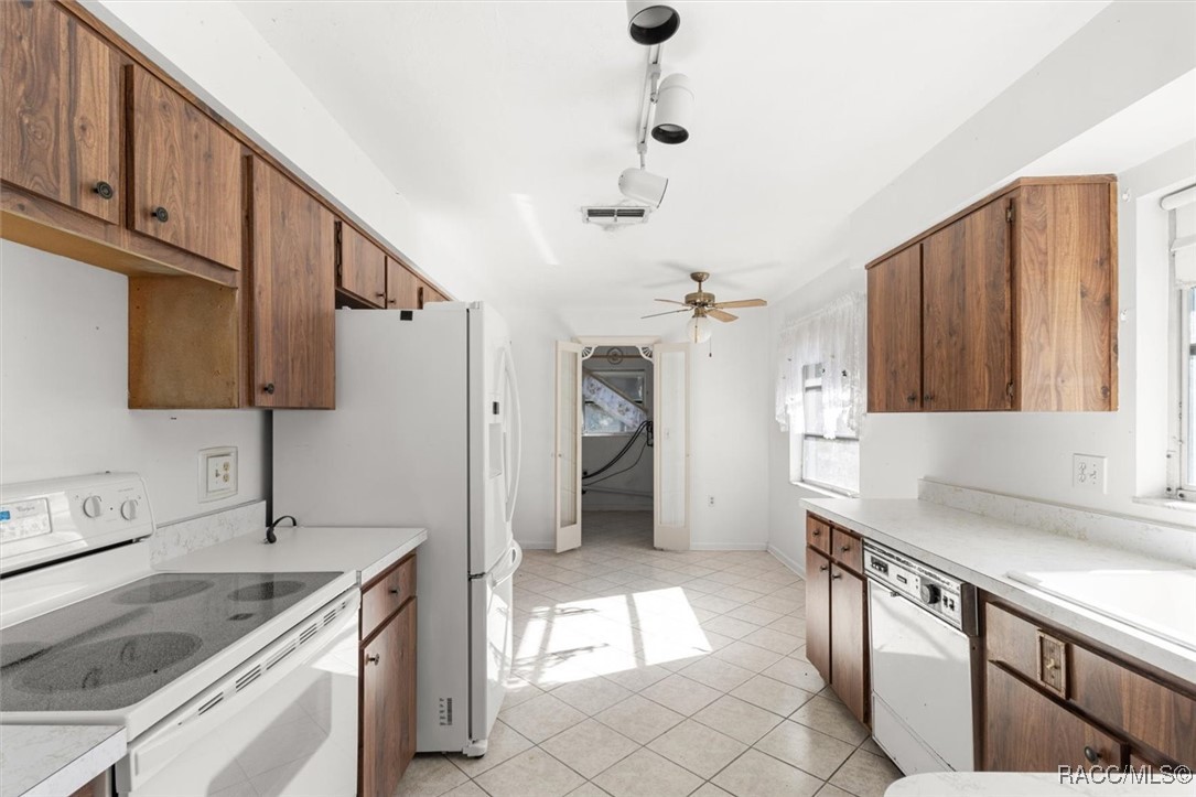 34 Sj Kellner Boulevard