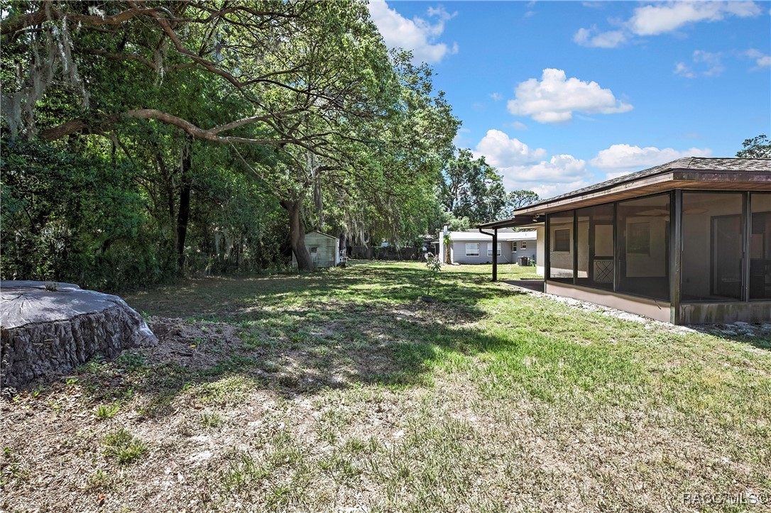 883 N Hollywood Circle