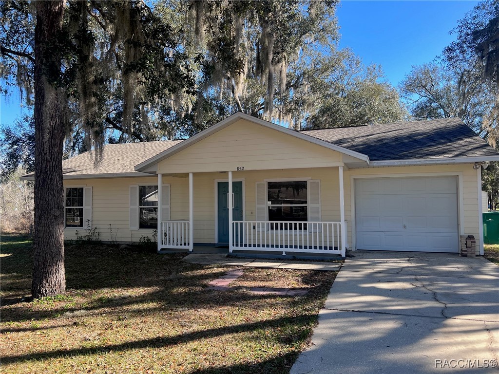 852 Duck Cove Path