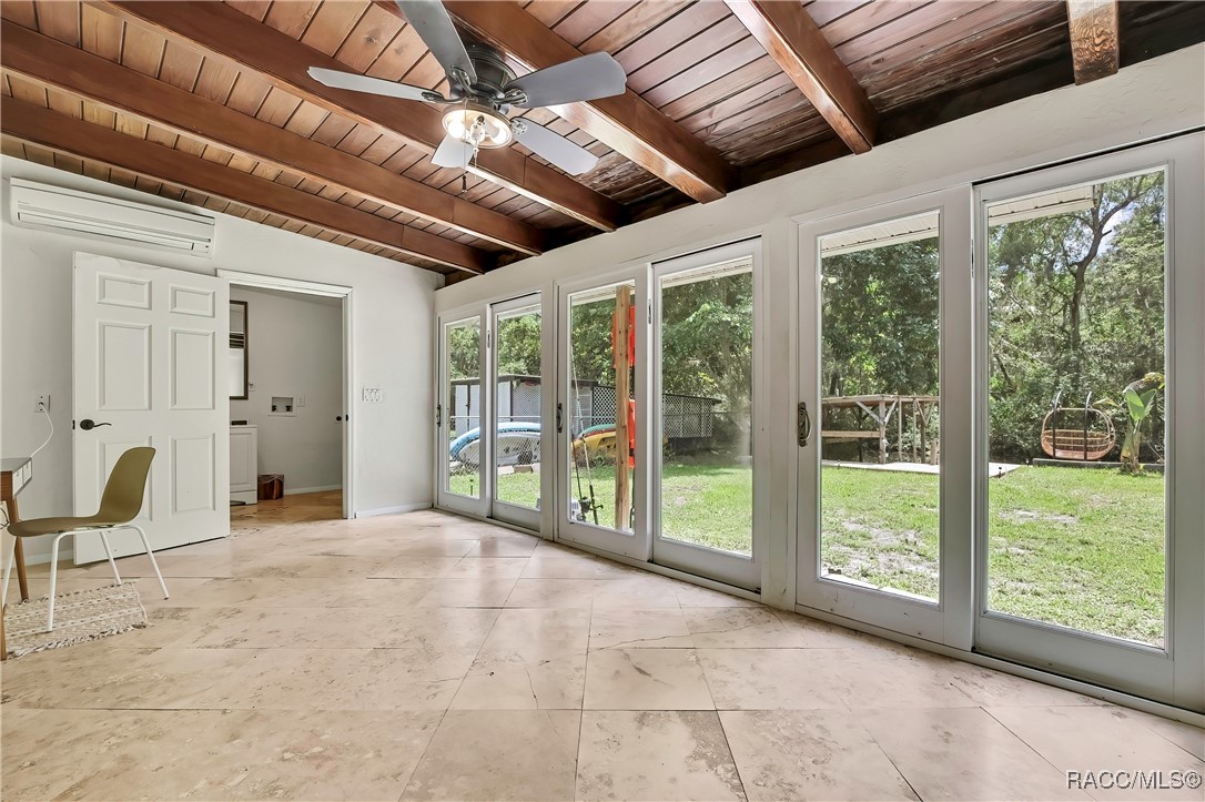 8944 W White Dogwood Drive