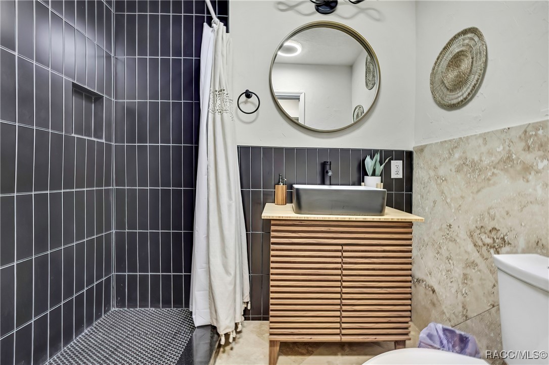 8944 W White Dogwood Drive