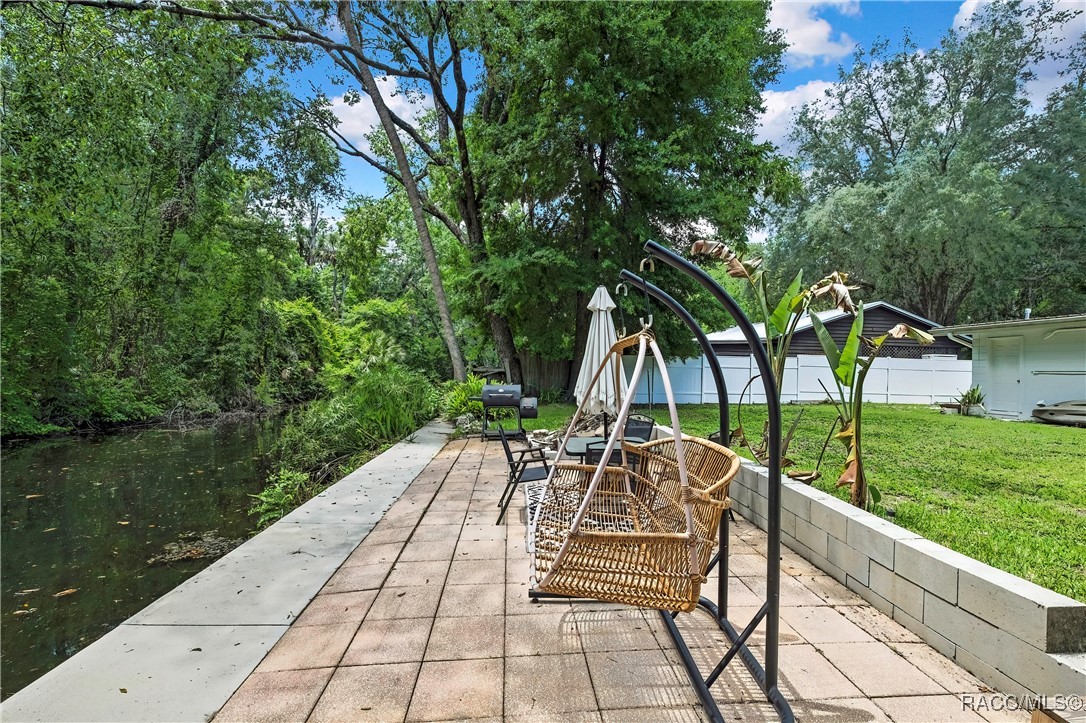 8944 W White Dogwood Drive