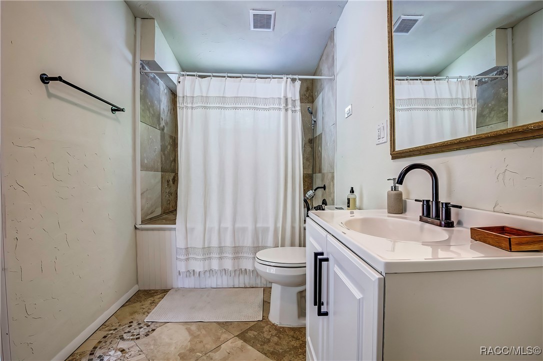 8944 W White Dogwood Drive