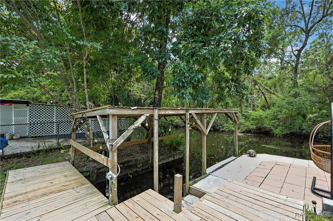 8944 W White Dogwood Drive