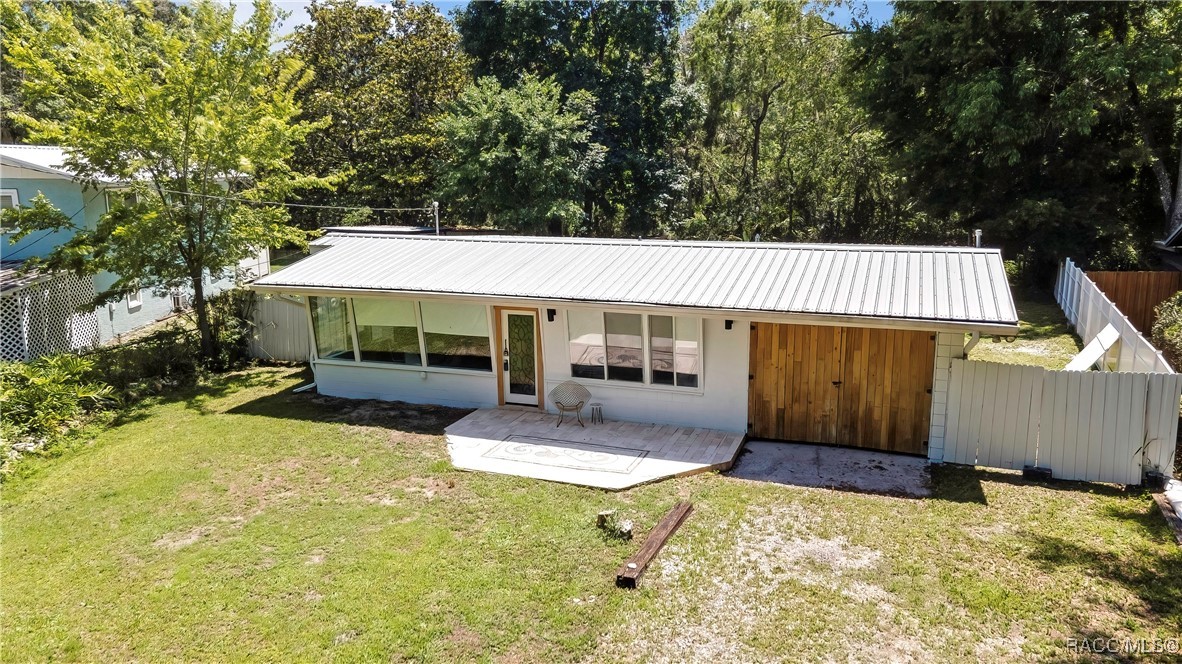 8944 W White Dogwood Drive