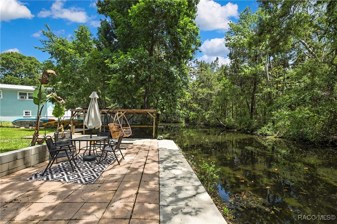 8944 W White Dogwood Drive