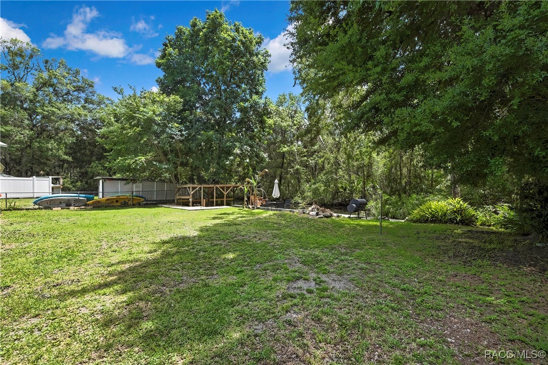 8944 W White Dogwood Drive