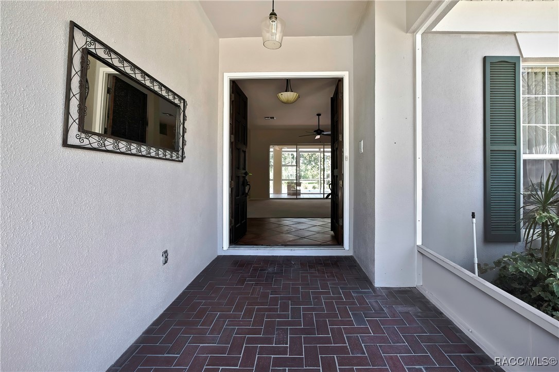 6 Strawood Point