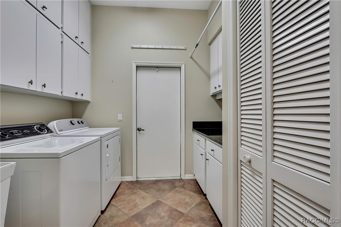6 Strawood Point
