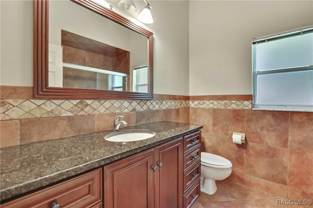 6 Strawood Point