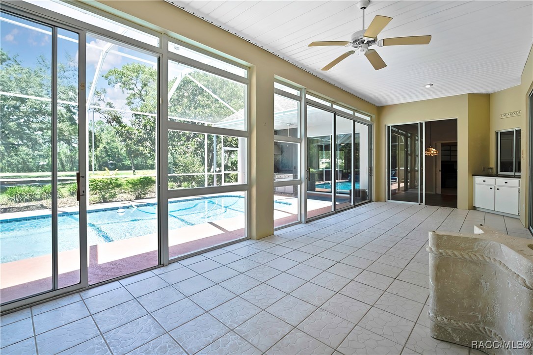6 Strawood Point