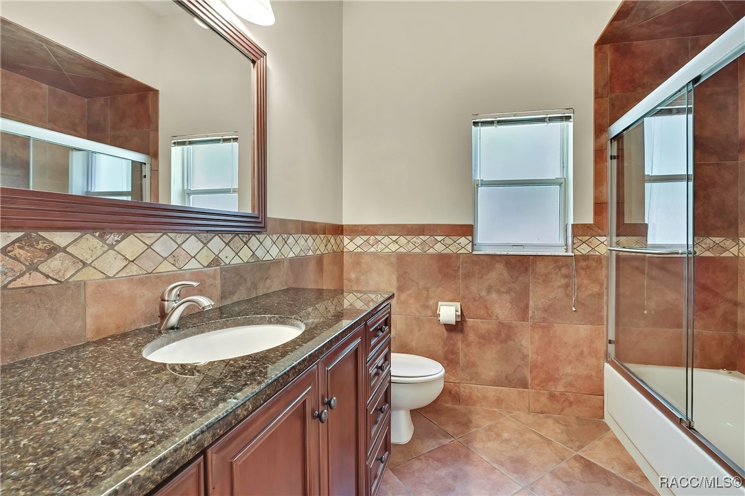 6 Strawood Point