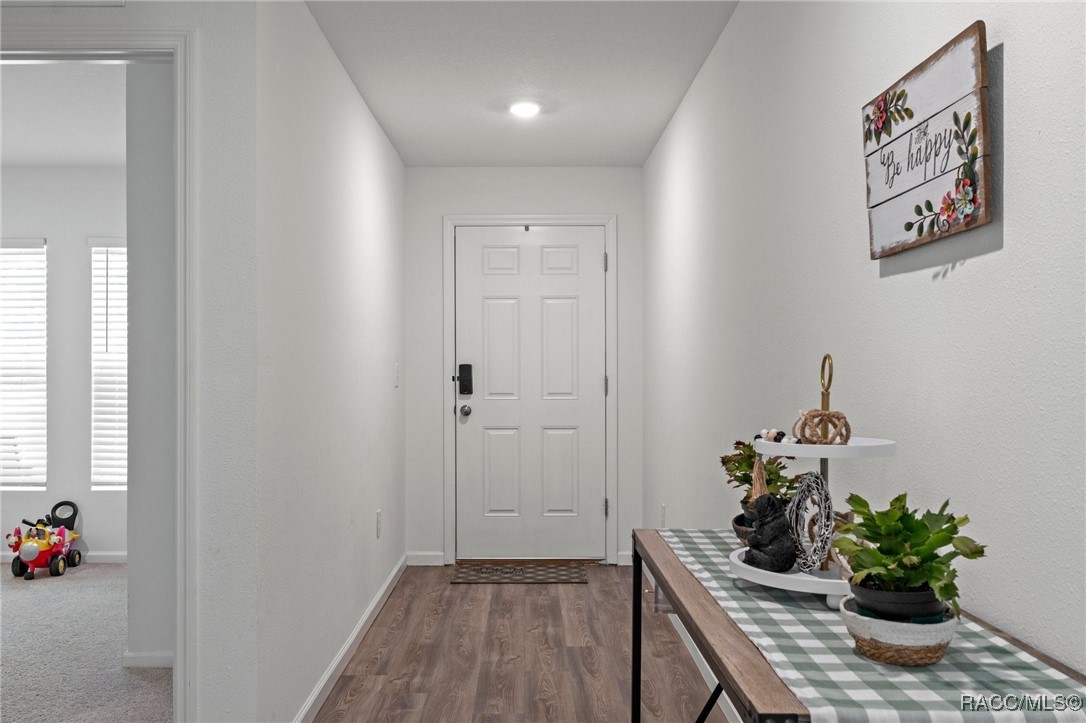 3192 W Barberton Place