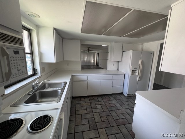 100 Chinaberry Circle