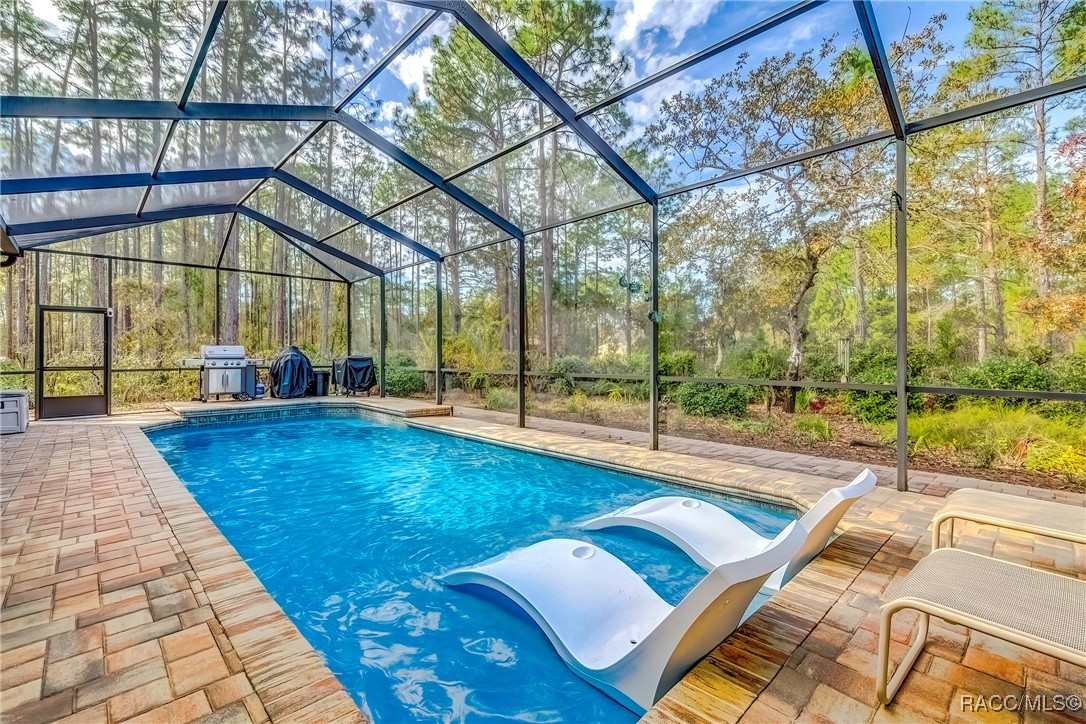 20 Glenridge Boulevard