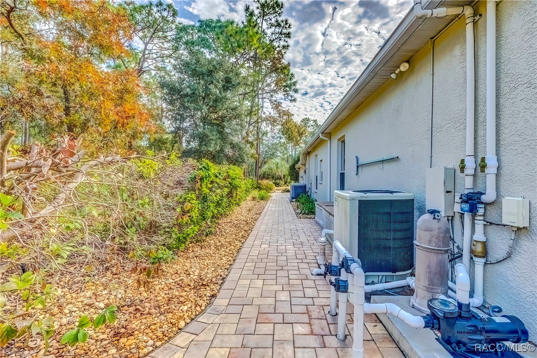 20 Glenridge Boulevard