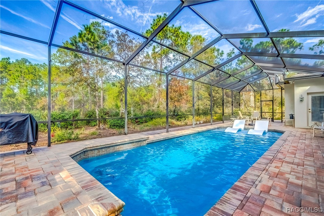 20 Glenridge Boulevard