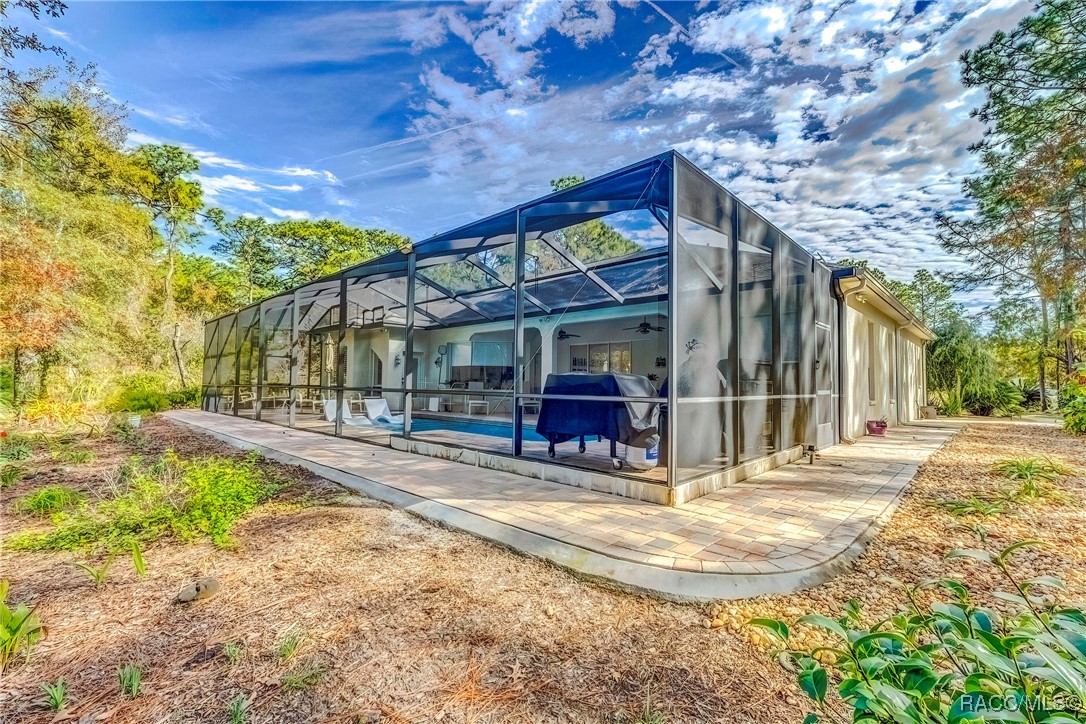 20 Glenridge Boulevard