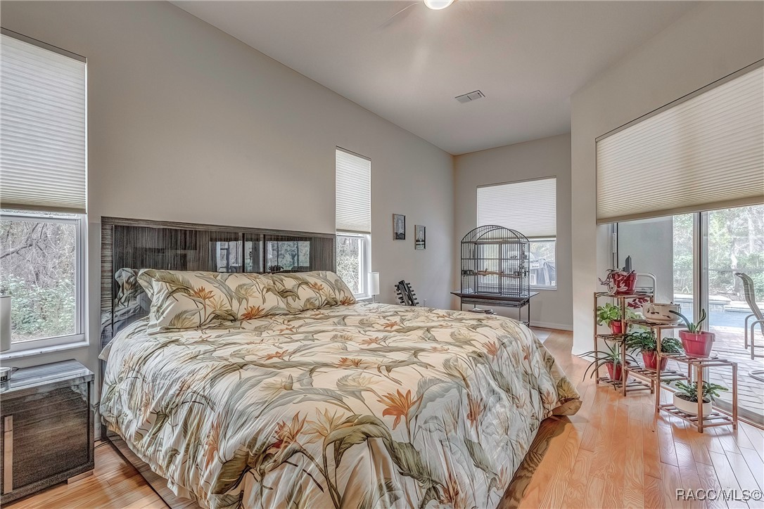 20 Glenridge Boulevard