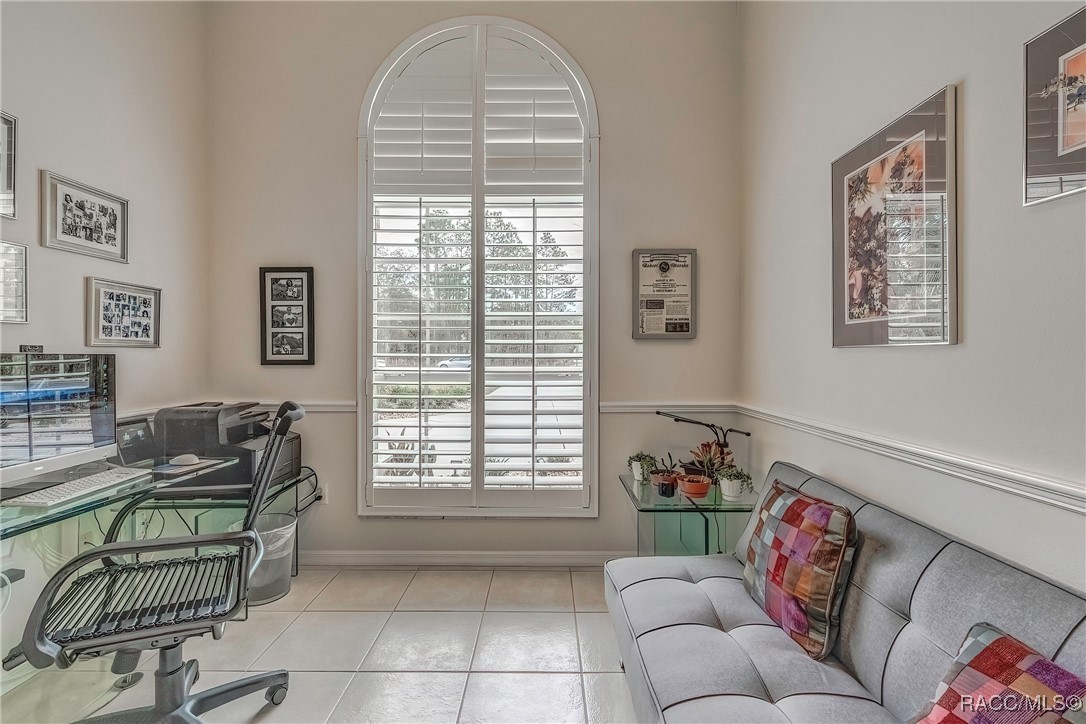 20 Glenridge Boulevard