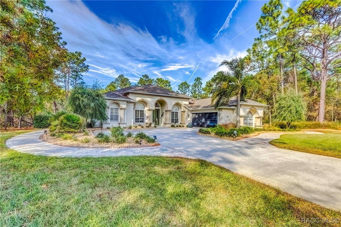 20 Glenridge Boulevard