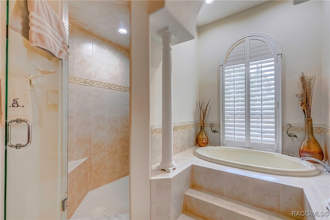 20 Glenridge Boulevard