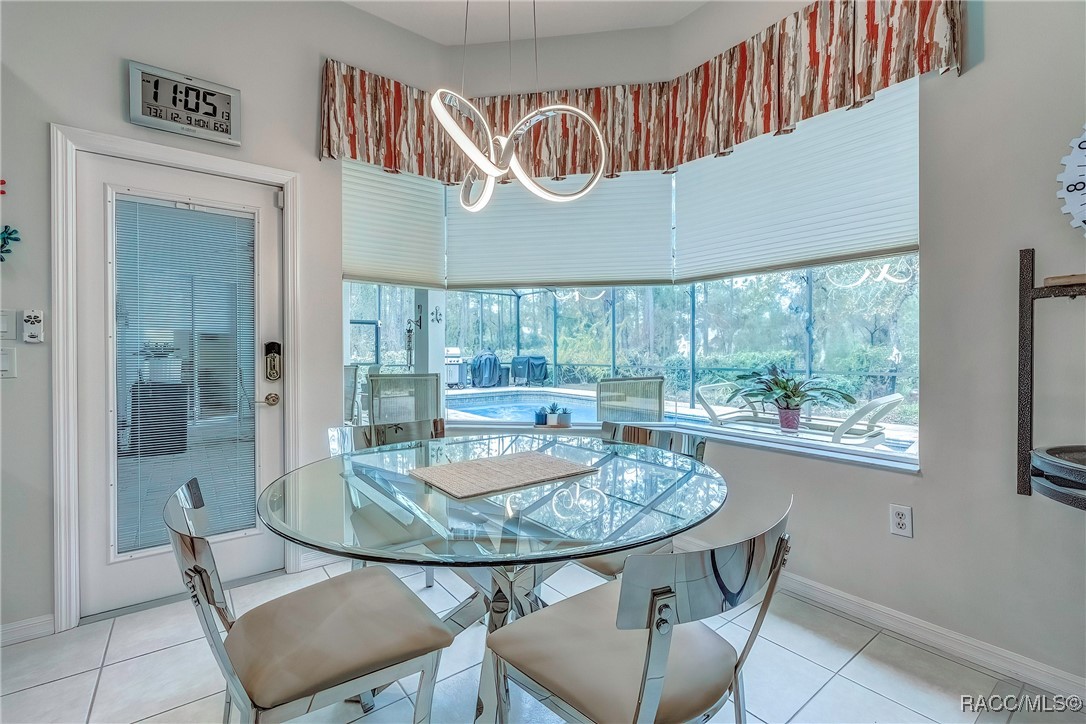 20 Glenridge Boulevard