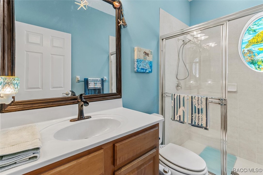 30 Mayflower Court S