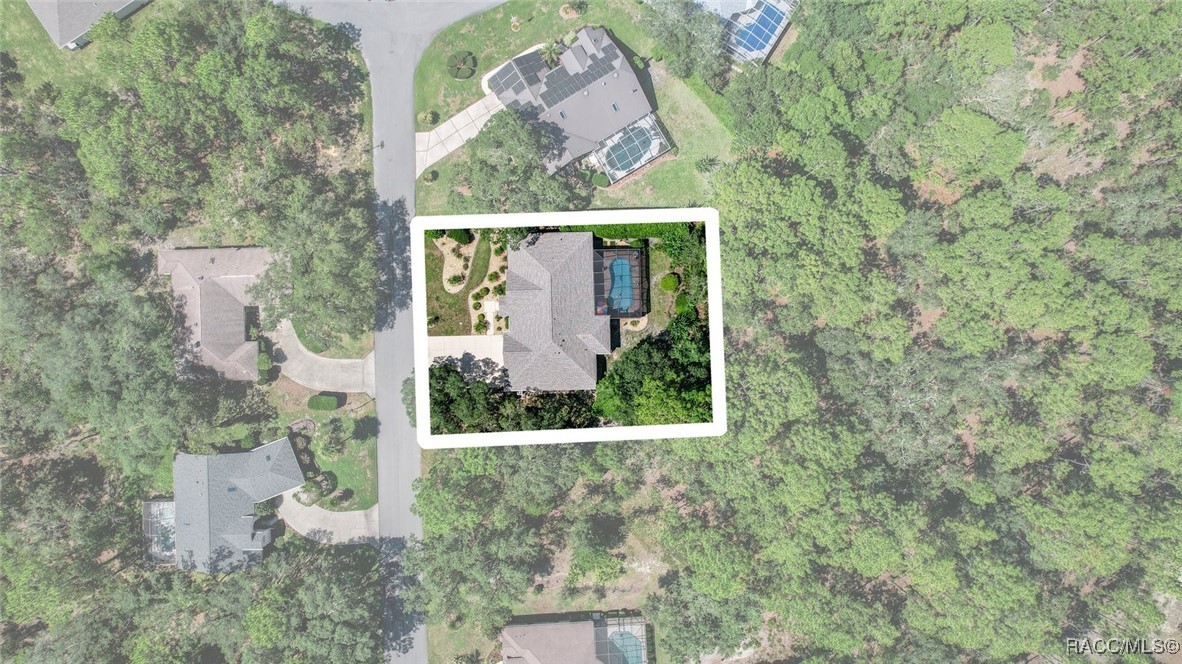 30 Mayflower Court S