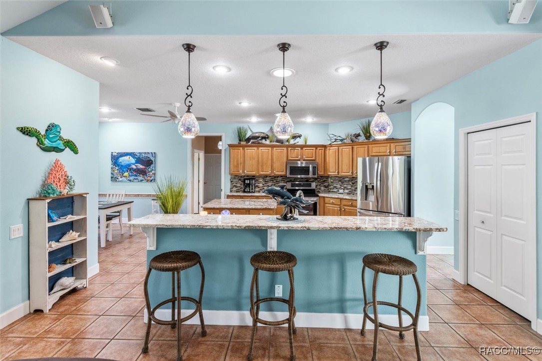 30 Mayflower Court S