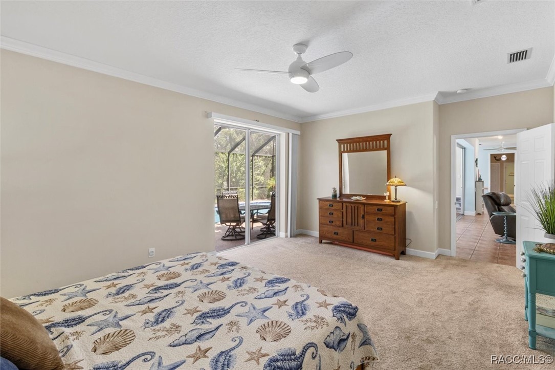 30 Mayflower Court S