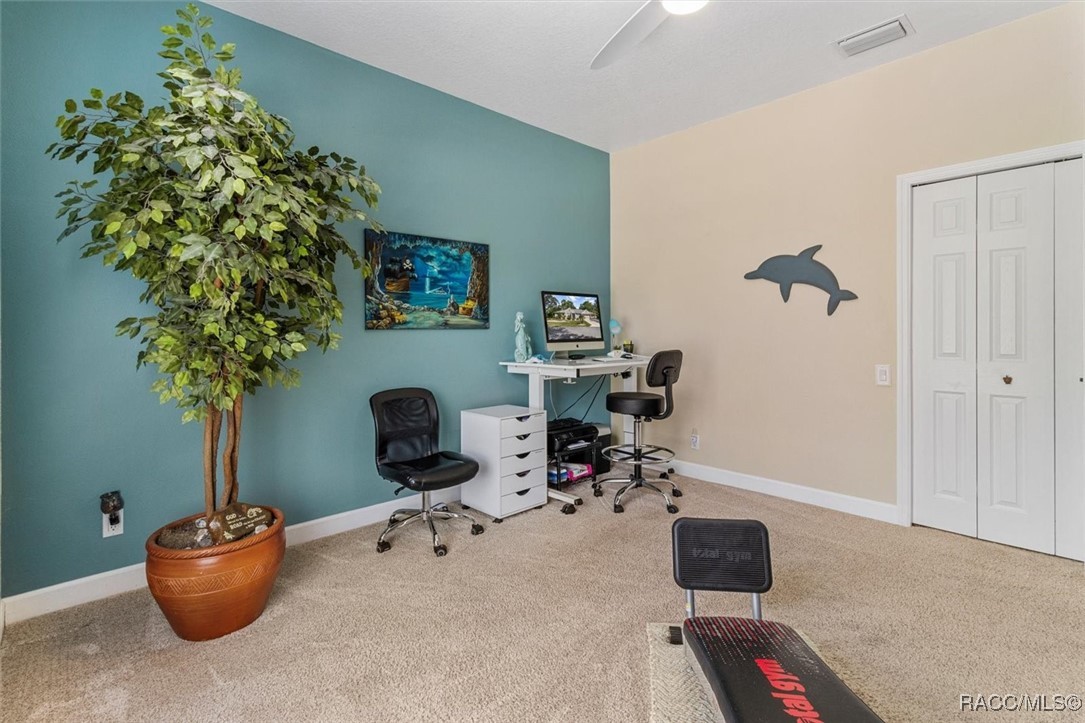 30 Mayflower Court S