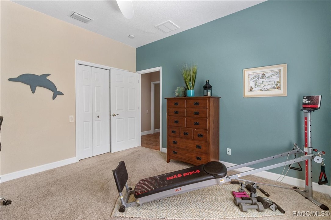 30 Mayflower Court S