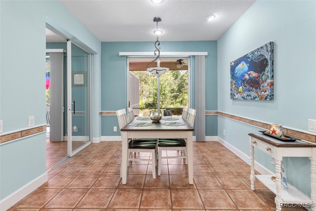 30 Mayflower Court S