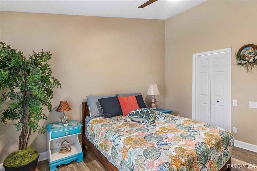 30 Mayflower Court S