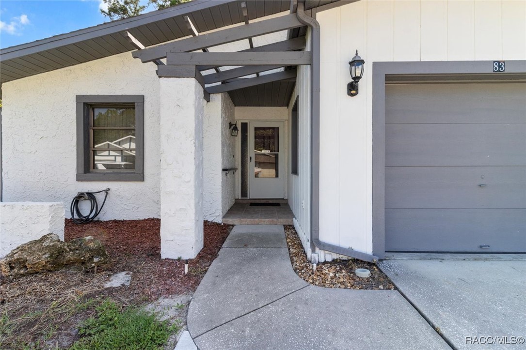 83 Golfview Drive