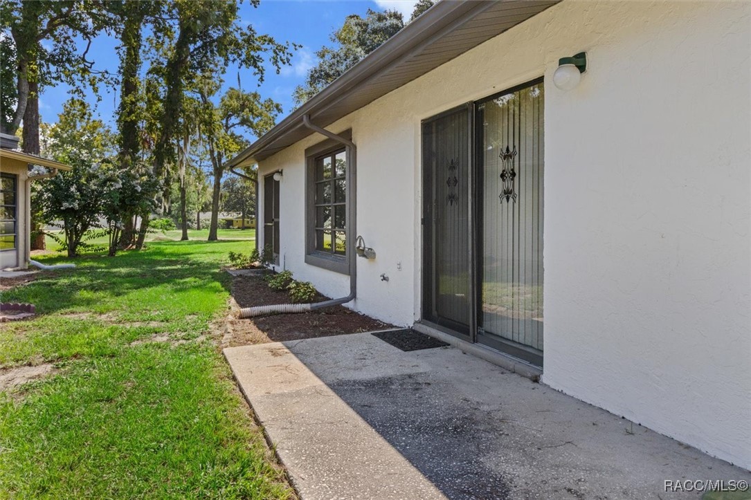 83 Golfview Drive