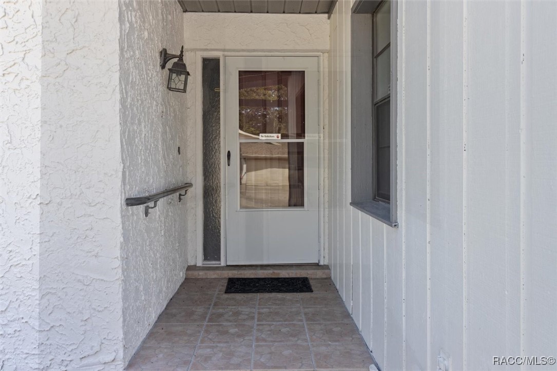 83 Golfview Drive