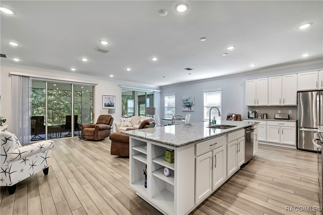 6 Pagoda Court E