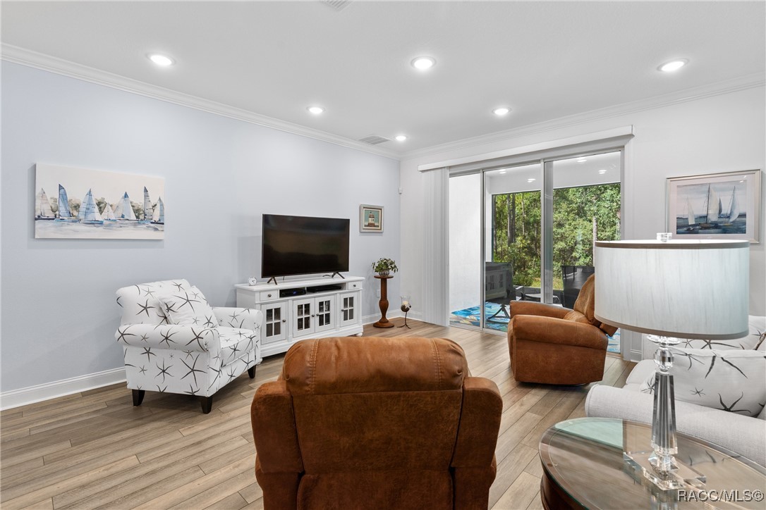 6 Pagoda Court E