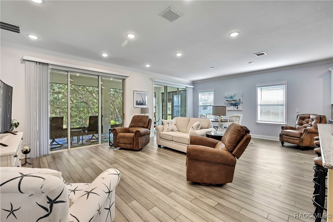6 Pagoda Court E