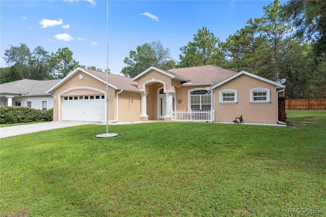 579 W Anderson Lane