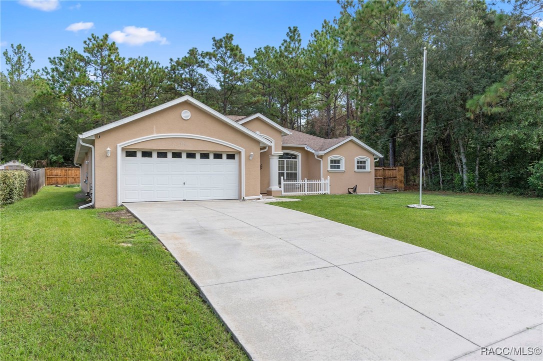 579 W Anderson Lane