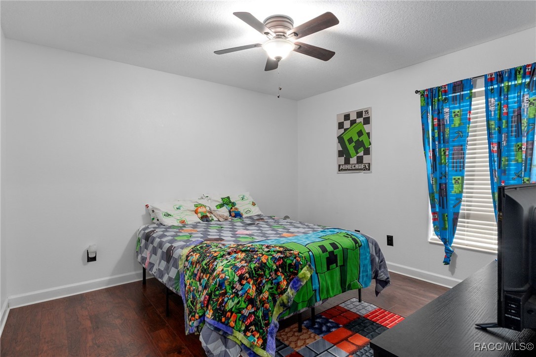 579 W Anderson Lane