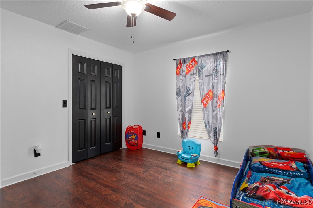 579 W Anderson Lane