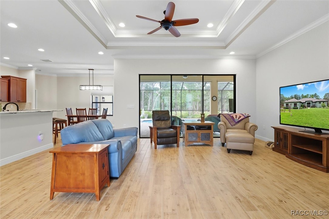 27 Woodfield Circle