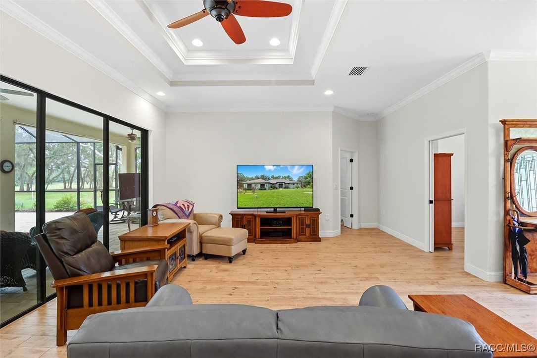 27 Woodfield Circle